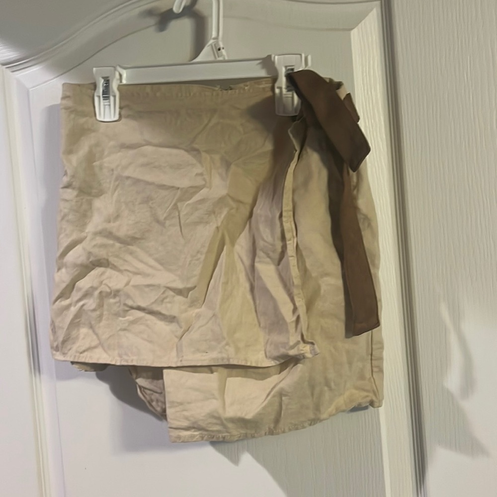 urban outfitters skort